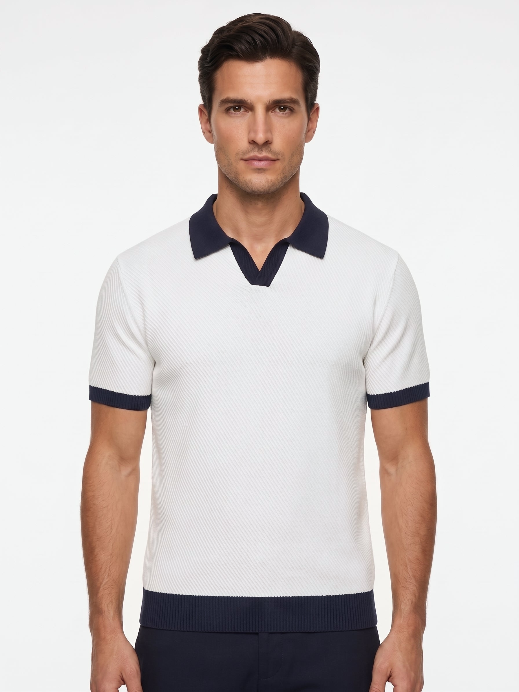 Gebreide poloshirt met contrasterende kraag, wit