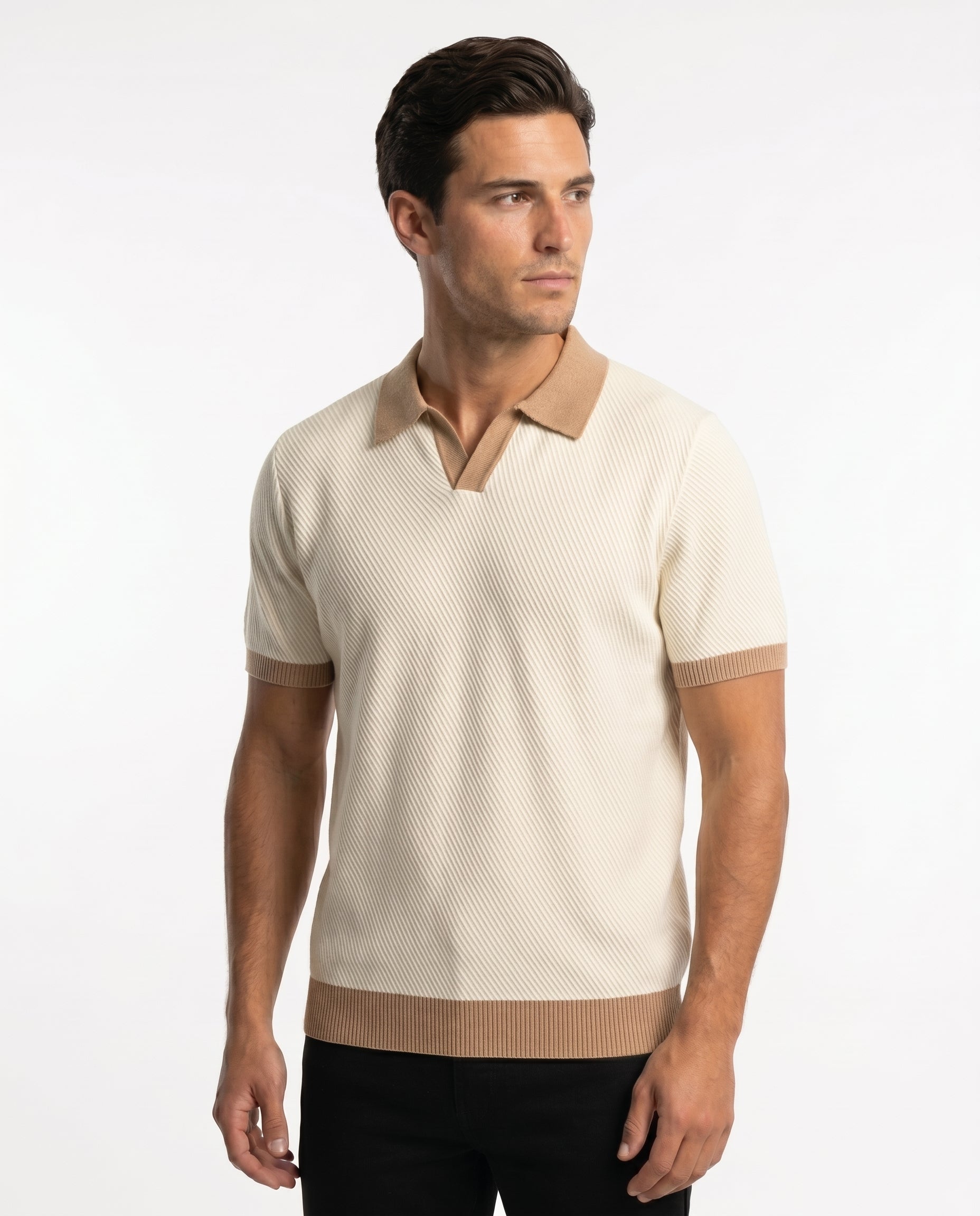 Strick-Poloshirt mit Kontrastkragen, Creme